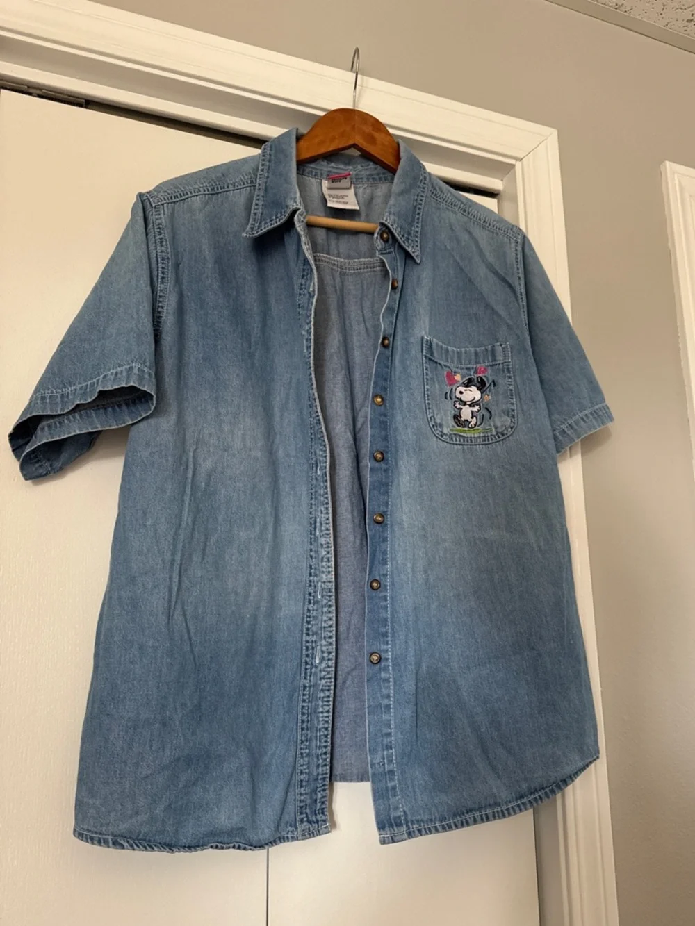 Vtg 90s Peanuts Snoopy Embroidered Denim Button Down Shirt Plus Size 18W/20W - Picture 2 of 8